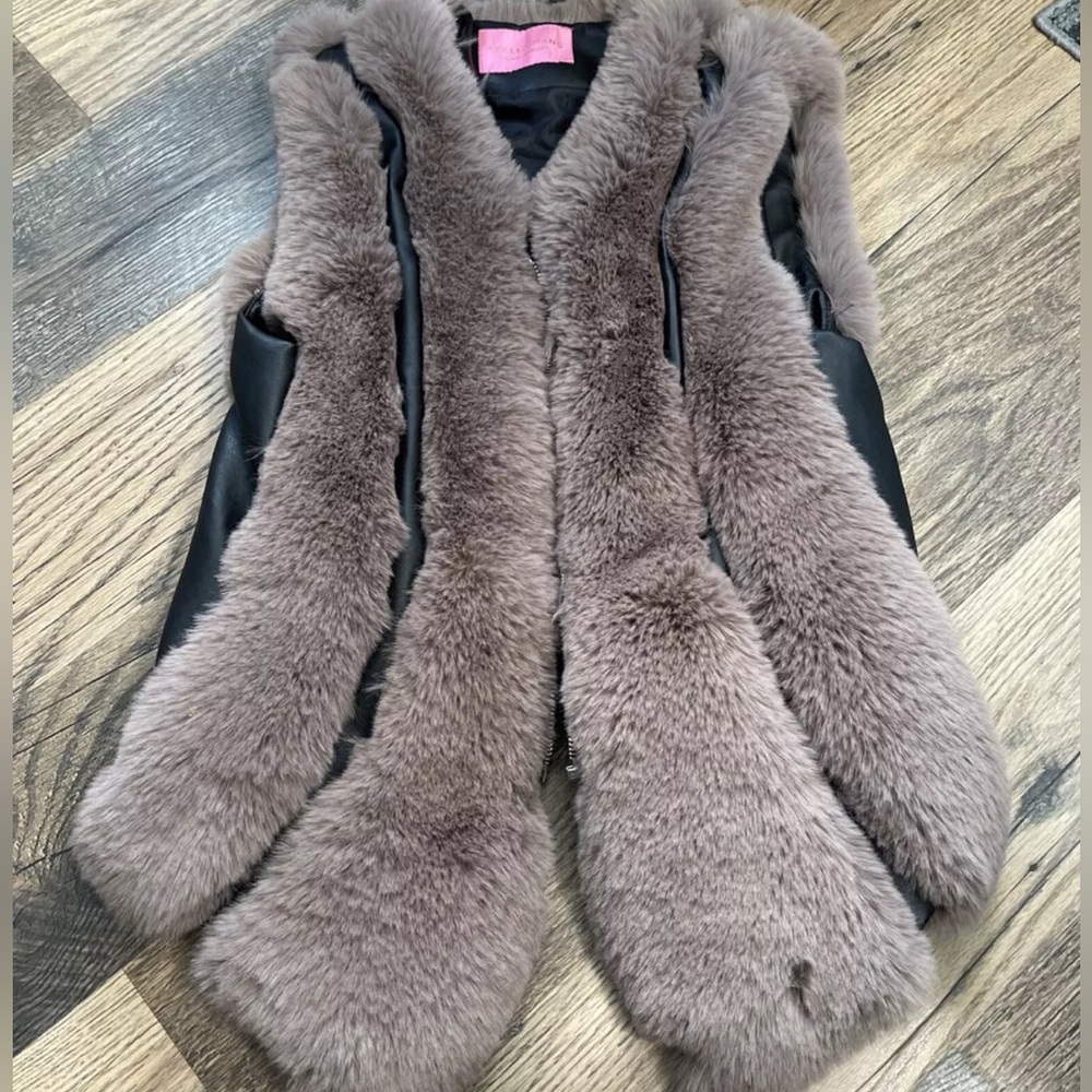 Women’s vest